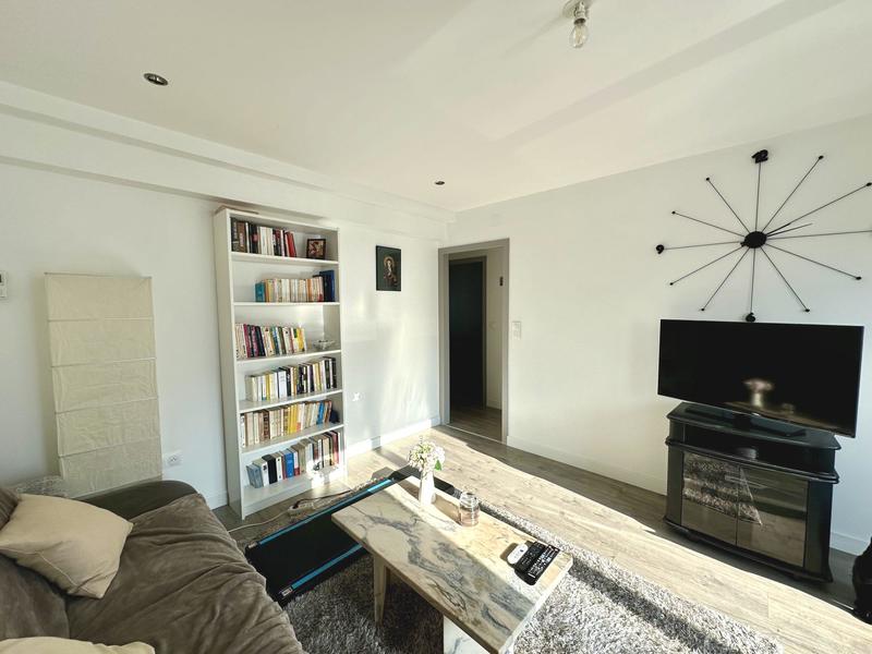 Appartement - 65 m² - 3 pièces