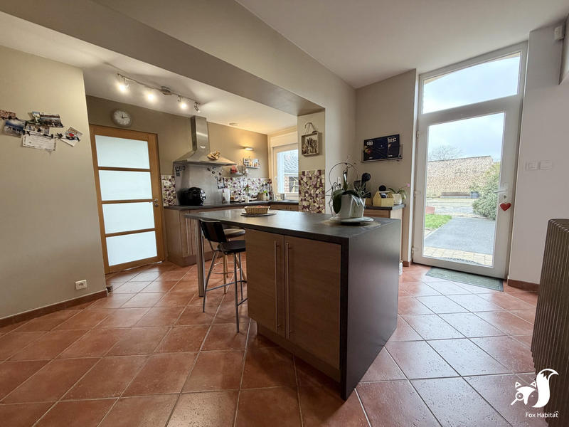 Maison - 140 m² - 6 pièces