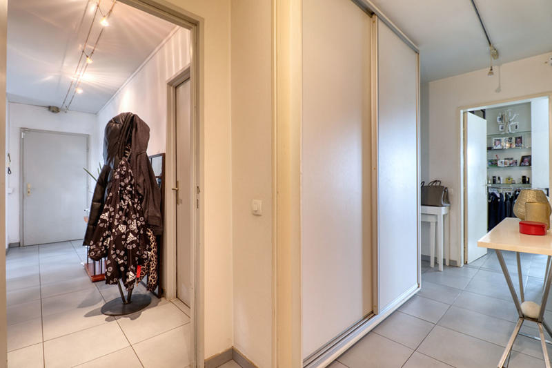 Appartement - 191 m² - 6 pièces