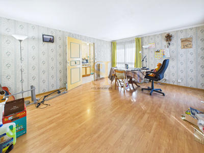 Appartement - 83 m² - 4 pièces