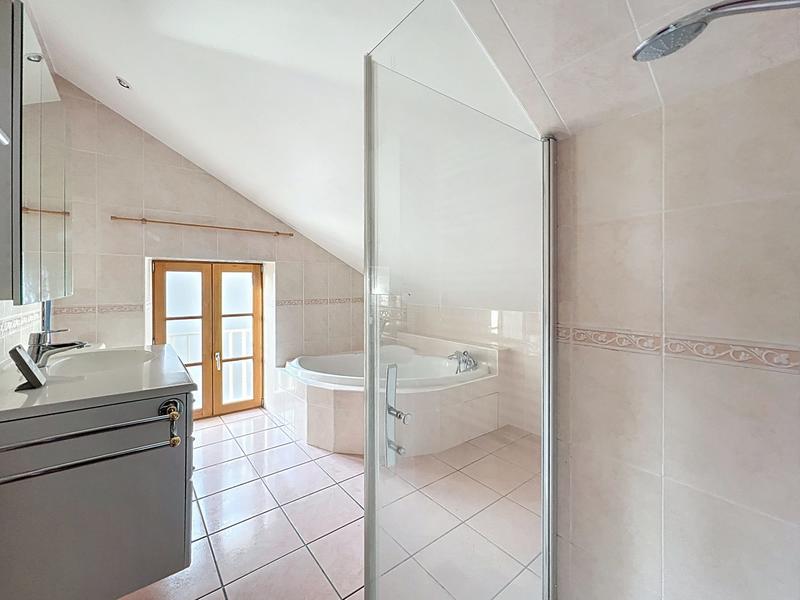 Maison - 141 m² - 6 pièces