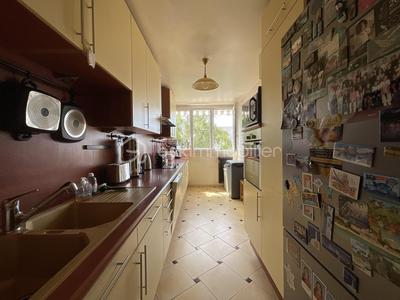 Appartement - 84 m² - 4 pièces