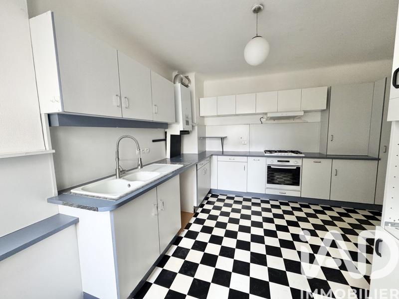 Appartement - 188 m² - 8 pièces