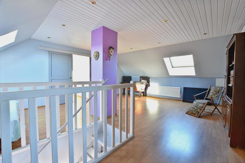 Maison - 180 m² - 6 pièces