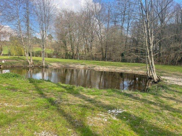 Maison - 262 m² - 7 pièces