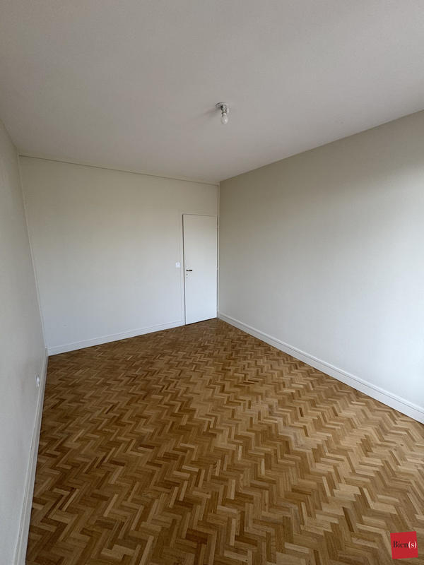 Appartement - 105 m² - 4 pièces