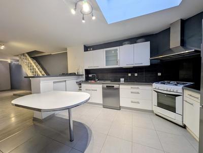 Maison - 100 m² - 4 pièces