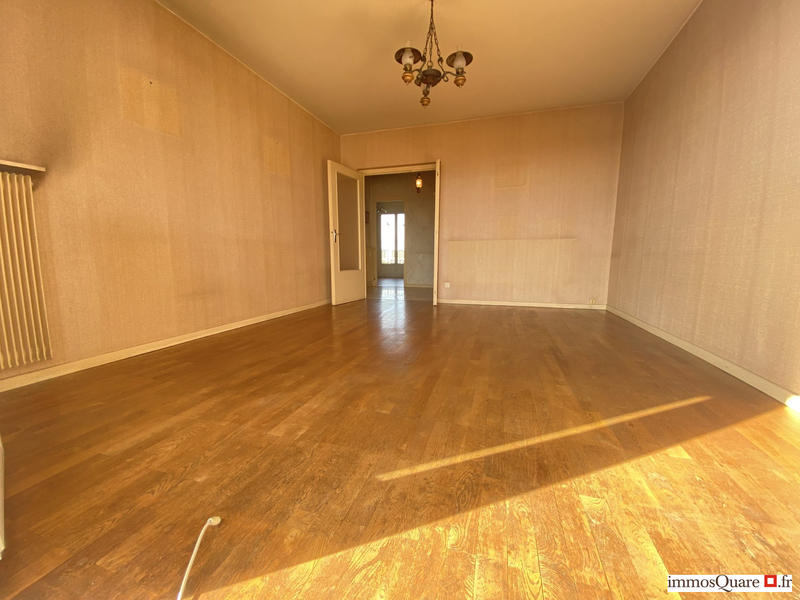 Appartement - 79 m² - 3 pièces