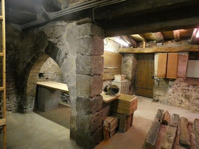 Maison ancienne - 195 m² - 8 pièces