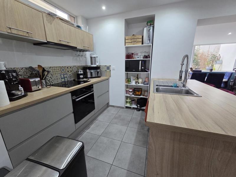 Maison de ville - 83 m² - 5 pièces