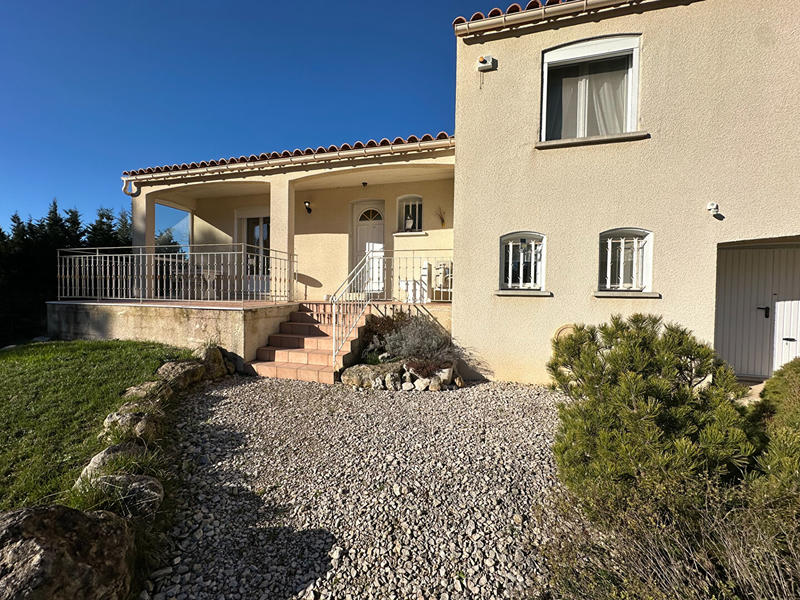 Maison - 108 m² - 4 pièces