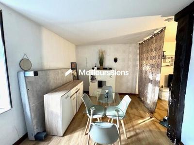 Immeuble - 141 m² - 8 pièces