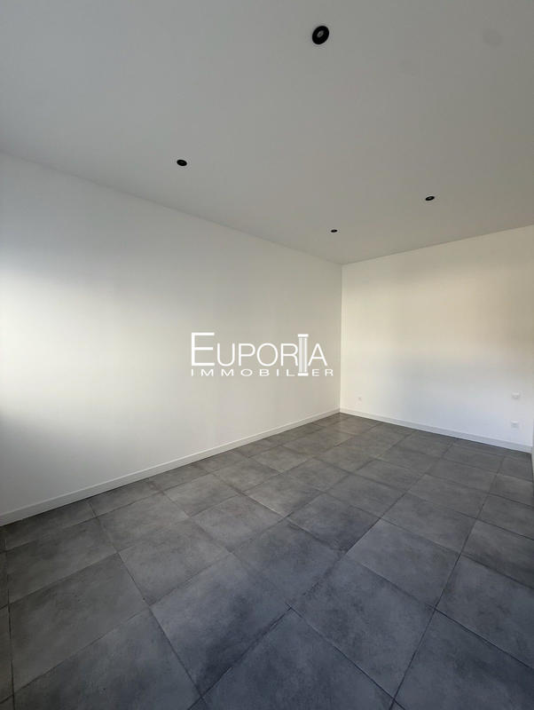 Maison - 130 m² - 4 pièces