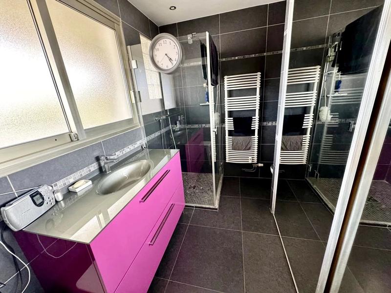 Villa sur toit - 90 m² - 3 pièces