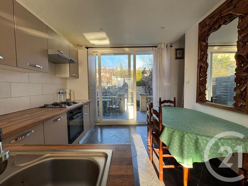 Maison - 73 m² - 4 pièces