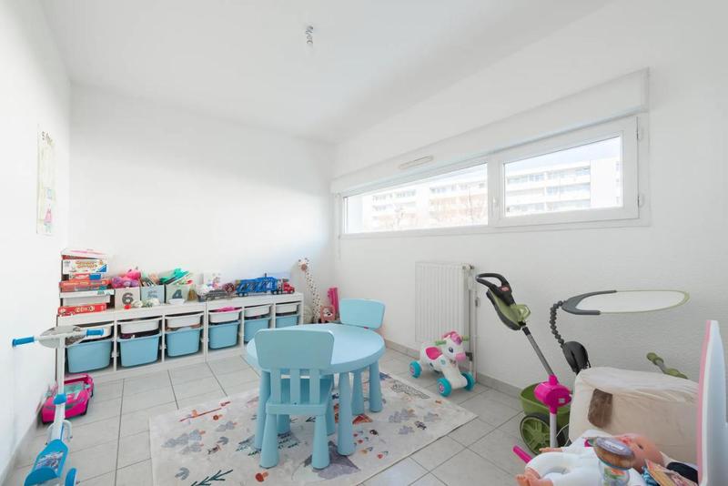 Appartement - 104 m² - 5 pièces