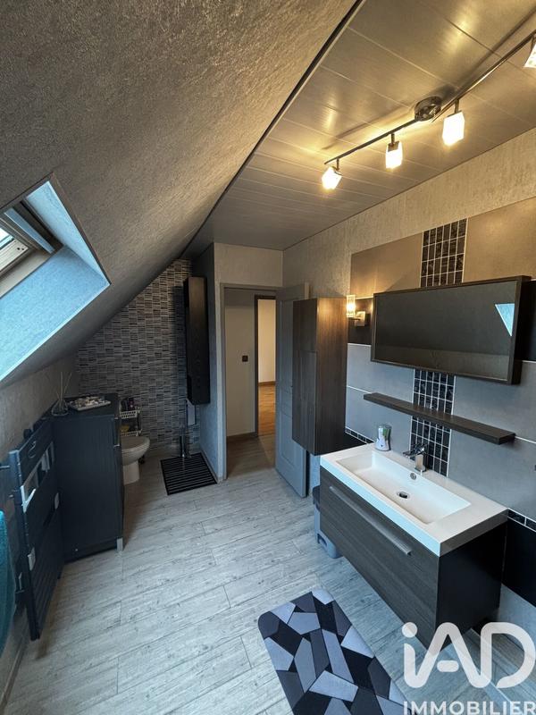 Maison - 92 m² - 4 pièces