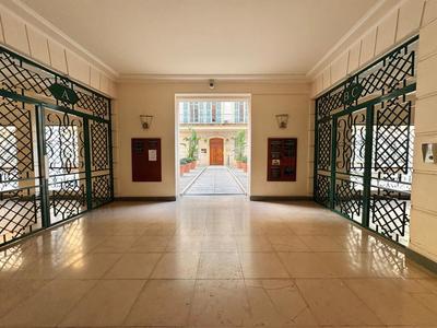 Appartement - 65 m² - 2 pièces