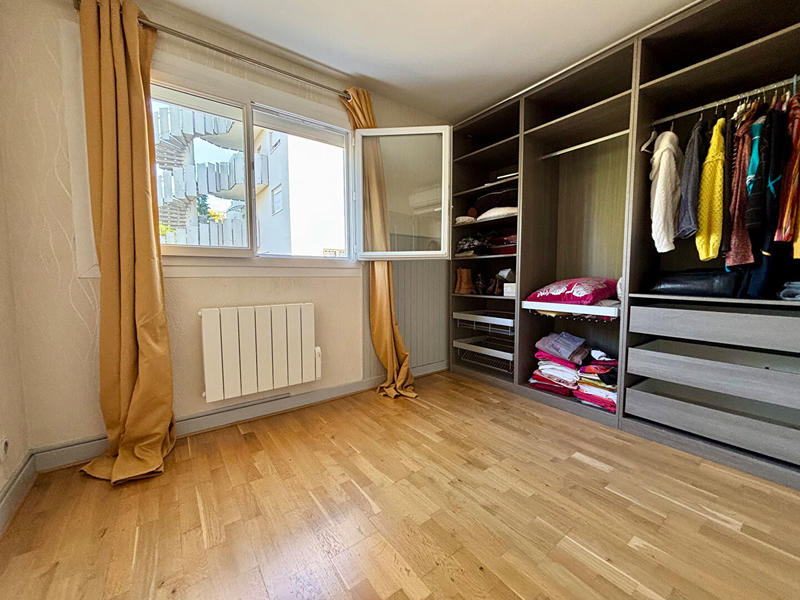 Appartement - 98 m² - 3 pièces