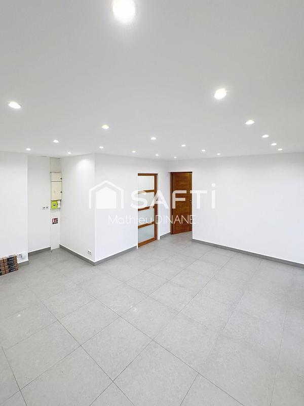 Bureau - 47 m² - 2 pièces