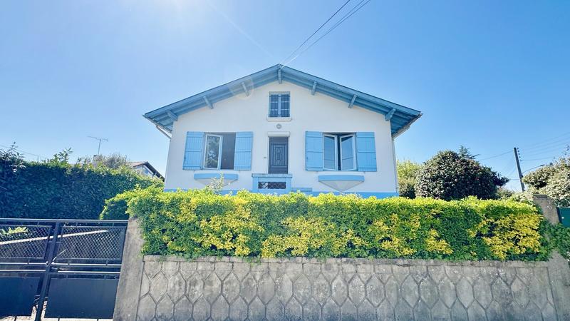 Maison ancienne - 155 m² - 7 pièces