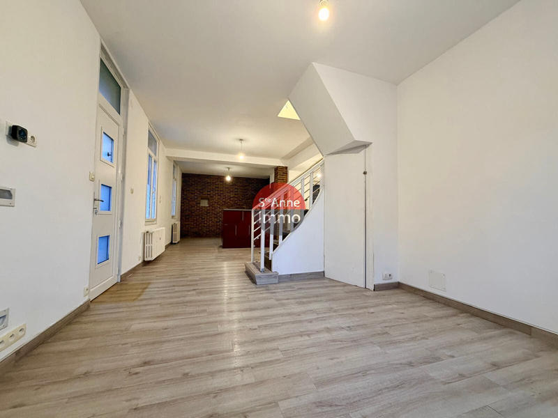 Maison - 107 m² - 6 pièces