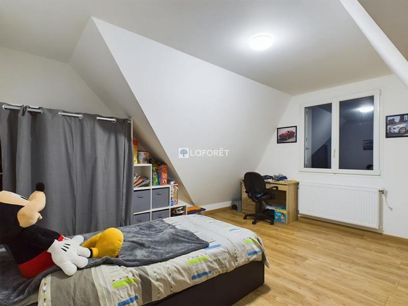 Maison - 175 m² - 8 pièces