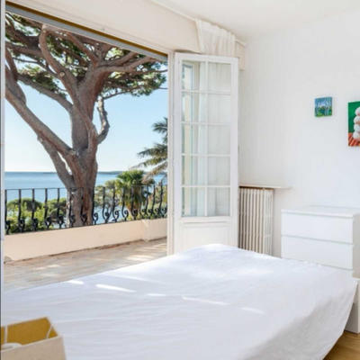 Maison - 222 m² - 7 pièces