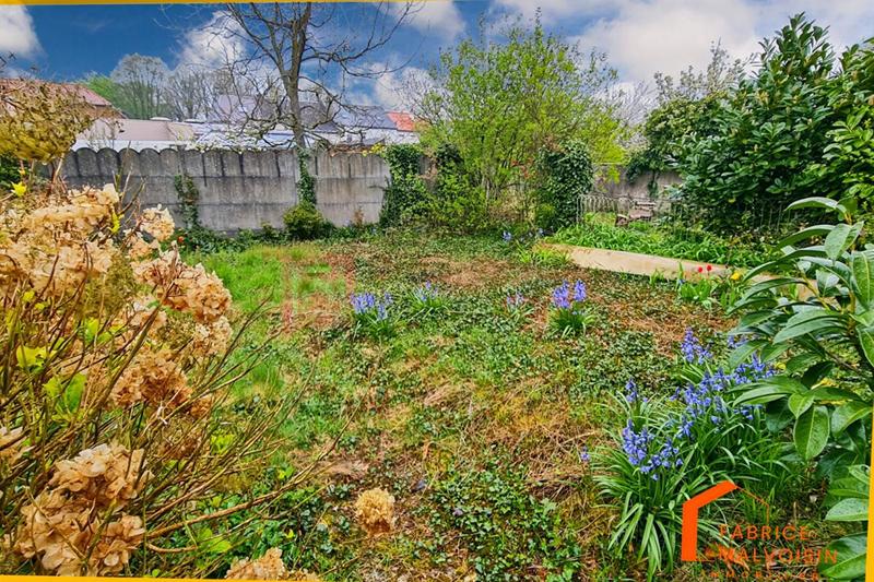 Maison - 80 m² - 5 pièces