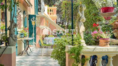 Maison - 192 m² - 8 pièces