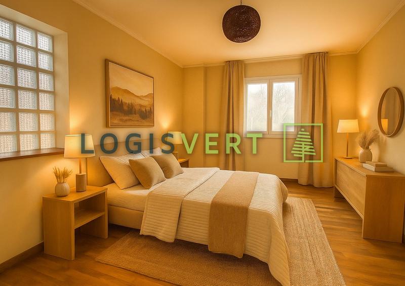 Maison - 102 m² - 4 pièces