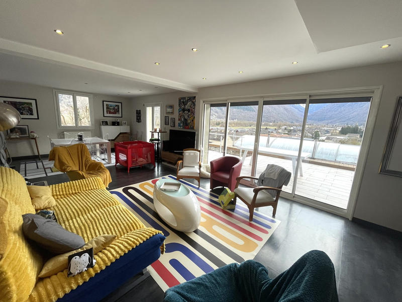 Maison - 190 m² - 6 pièces