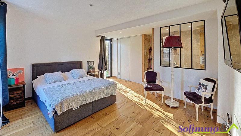 Maison - 165 m² - 7 pièces