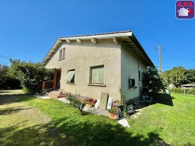 Maison - 97 m² - 4 pièces