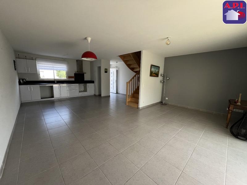 Maison - 95 m² - 4 pièces