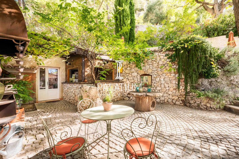 Bastide - 249 m² - 6 pièces