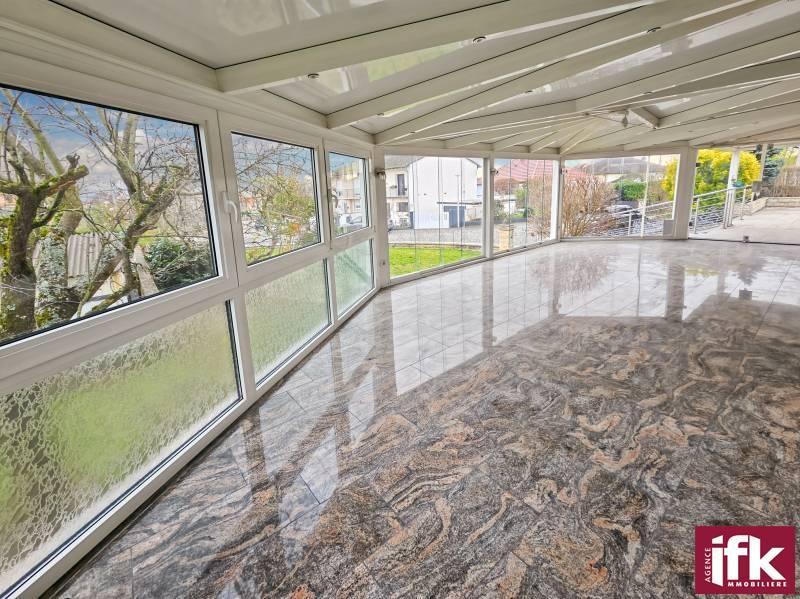 Maison - 160 m² - 6 pièces