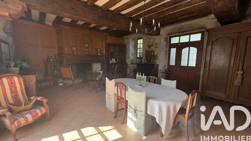 Château - 1 256 m² - 25 pièces