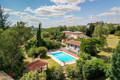 Demeure - 304 m² - 10 pièces