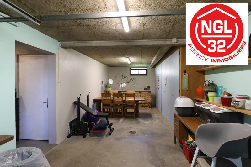 Villa - 100 m² - 5 pièces