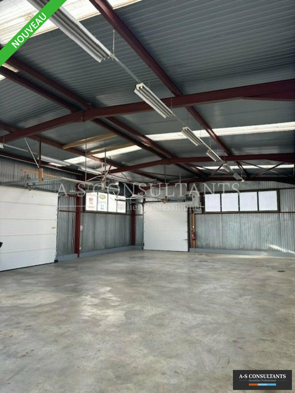 Entrepôt - 265 m²