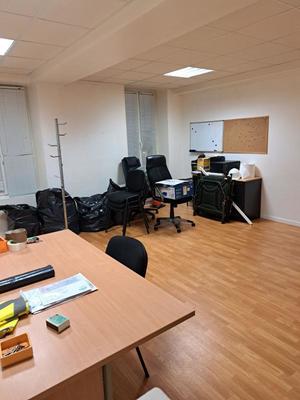 Bureau - 68 m²