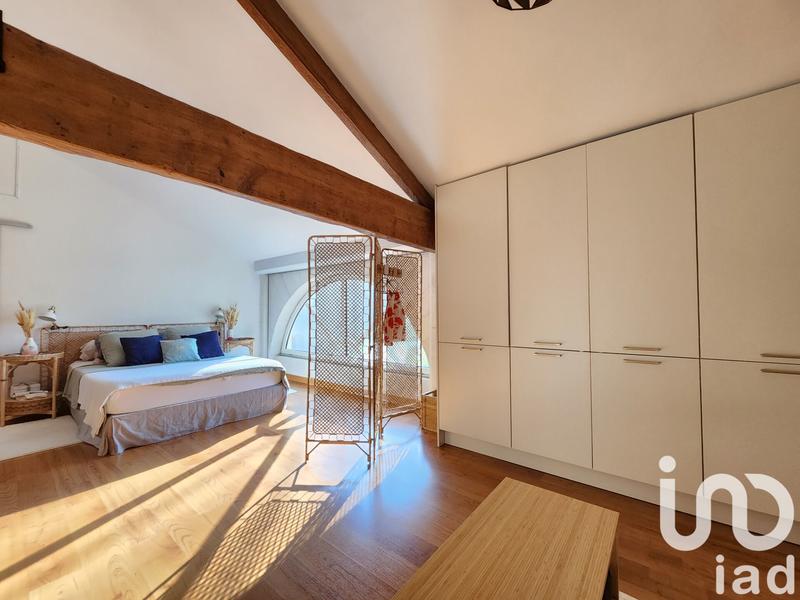 Maison - 300 m² - 7 pièces