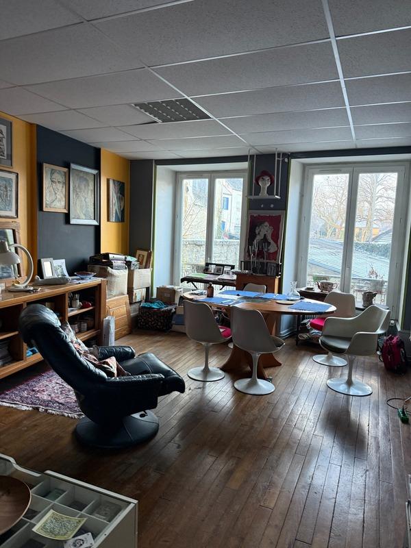 Maison de ville - 212 m² - 8 pièces