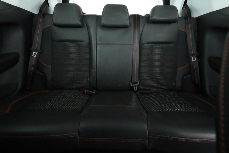 Peugeot 208 1.6 Blue-HDi Gt Line 3p 120 ch