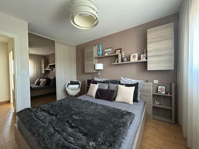 Maison - 293 m² - 7 pièces