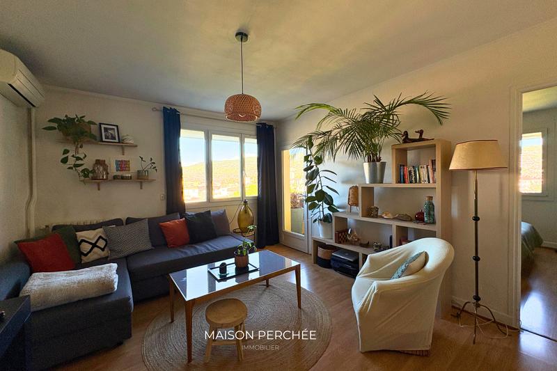 Appartement - 57 m² - 3 pièces