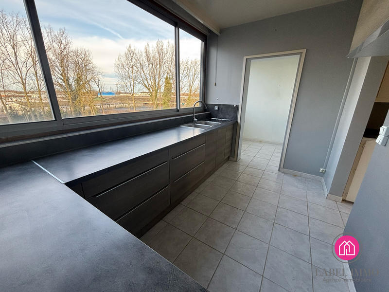 Appartement - 75 m² - 3 pièces