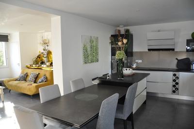 Maison - 170 m² - 7 pièces