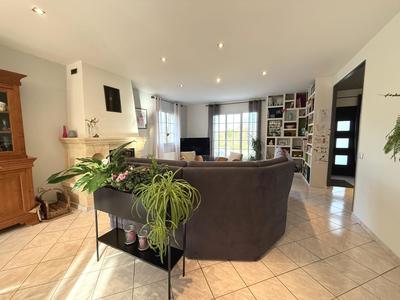 Maison traditionnelle - 191 m² - 8 pièces